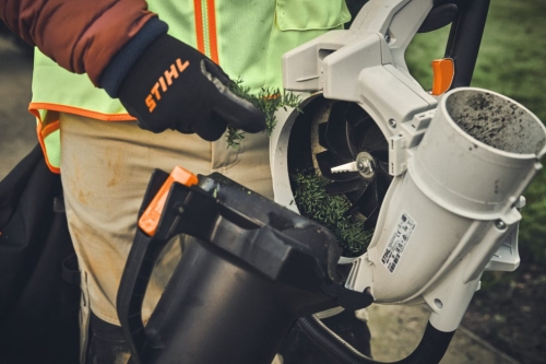 baterijski duvač stihl sha 140.jpg7